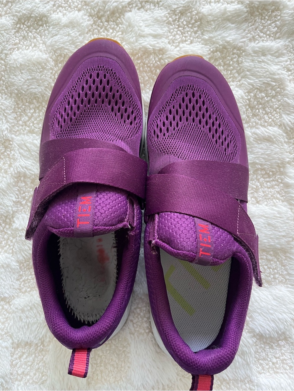 TIEM Slipstream Cycling/Spin Shoes w/clips